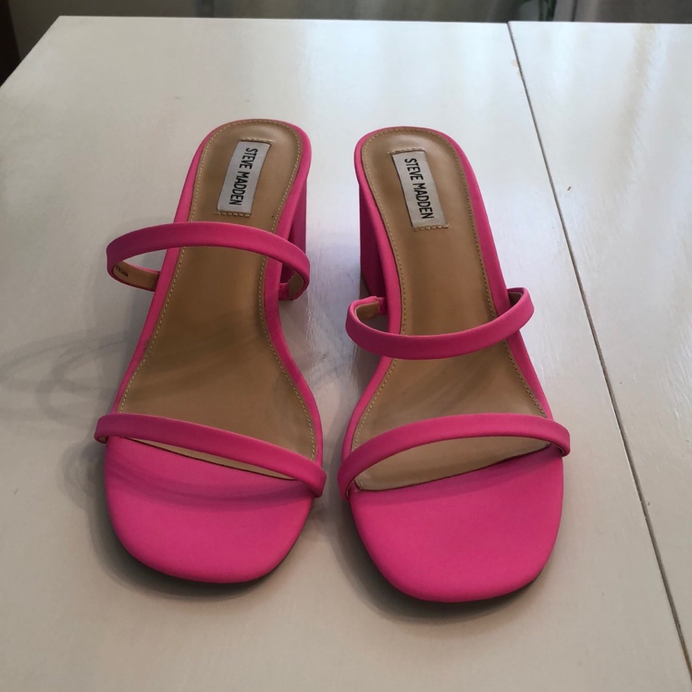 Steve Madden pink chunky heel sandals